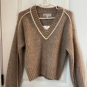 dh NEW YORK Women's Brown V-Neck Sweater